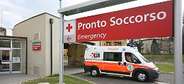 Ciriè, scontro tra due auto all'incrocio di via Roma: una donna trasporta in ospedale