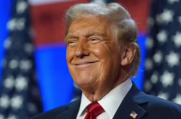 Trump mette i migranti in un aereo e li spedisce in Libia