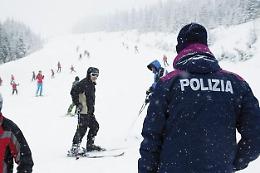 Donna investita sulle piste di Cervinia: denunciati i 5 sciatori per omissione di soccorso e lesioni