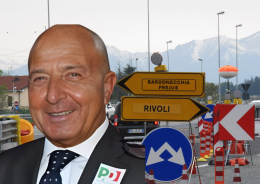 «Vuole vederti, prepara il portafogli»: così il "ras delle tessere" incassava facendo favori 