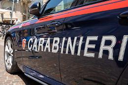 Bastonate e colpi di cric in strada: otto denunciati