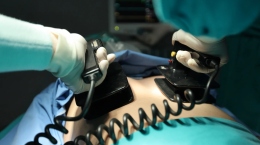 Ha un infarto in casa: 57 enne salvato dal defibrillatore a Cuorgnè
