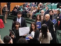 Anno giudiziario, i magistrati lasciano l'aula per protesta