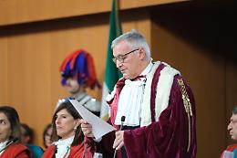 Il presidente della Corte d'appello: «Cari politici, veniteci voi a fare il nostro lavoro»