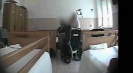 Maltrattava gli ospiti della casa di riposo: uomo condannato a 18 mesi di reclusione