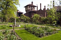 Scopri Torino in un viaggio attraverso giardini e viali alberati