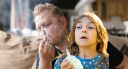 Test positivi al THC:  i bambini esposti al fumo di cannabis sono a serio rischio