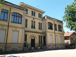 La scuola aperta da 121 anni rischia di chiudere: «Mamme e papà, aiutateci»