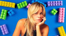 L'ideologia gender si abbatte anche sui "Lego":  “Sono omofobi”