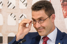 Il generale Vannacci ospite a Sanremo: "Sì, ma non canterò..."