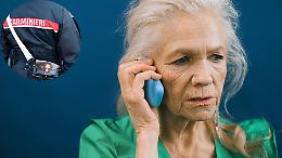 Le rubano gioielli e denaro: donna di 78 anni vittima della "truffa del falso carabiniere"