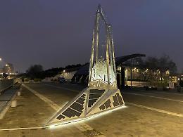 Una nuova Luce d’Artista illumina le notti di Torino (e all'interno ha una sorpresa)