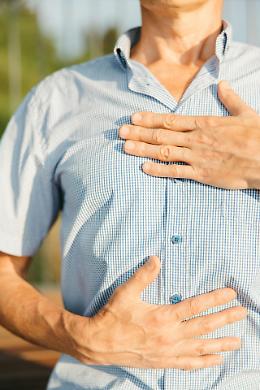 Il nostro organismo ci parla e noi dobbiamo ascoltarlo: i segnali del corpo da non ignorare