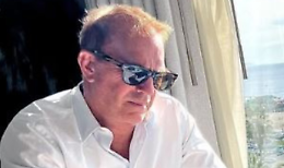 Kevin Costner, la ex sposa il vicino