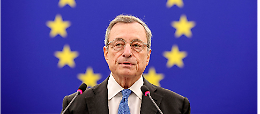 Draghi lancia l'allarme: l'Europa sarà invasa dai prodotti cinesi (e la colpa è degli USA)
