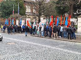 Sciopero dei metalmeccanici a Ivrea: la lotta per il contratto nazionale continua