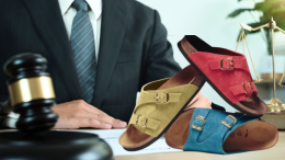 Birkenstock perde la battaglia sul design, «la suola non è un marchio»
