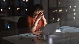 I lavoratori italiani sono estremamente stressati, il rischio di burn-out è alto