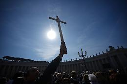 Il futuro del papato: le dimissioni, il conclave e la difficile successione, ecco ciò che sappiamo