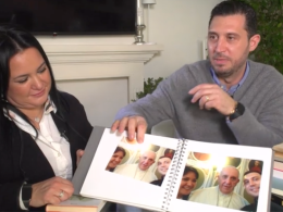 «Parliamo di tutto, è come andare a trovare un nonno». La storia della famiglia di Chieri amica di Papa Francesco
