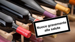 Vino, rivolta dei produttori contro le etichette "allarmistiche" 