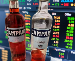 Azioni dimezzate e via 500 dipendenti: cosa succede a Campari?