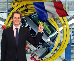I francesi "incoronano" John Elkann: King maker dell'auto (che affonda)