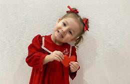 La storia di Nicole, rapita e portata in Russia dalla madre. Il papà: «Aiutatemi a farla tornare»