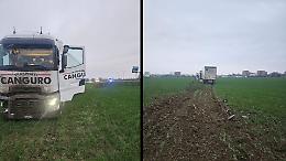 Tir esce di strada sulla tangenziale sud, nessun ferito