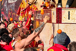 A Ivrea &egrave; gi&agrave; ora del Carnevale: oggi &egrave; il giorno del Generale