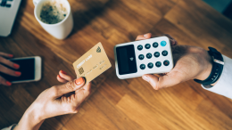 Paghi con il contactless? Aumentano le truffe, ecco come proteggerti