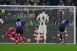 La Juve massacrata e umiliata dall'Atalanta che segna 4 gol - Thiago al capolinea