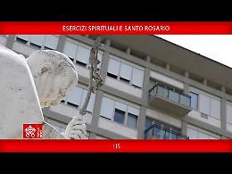 Il Papa si affaccia al Gemelli e torna in Vaticano - IL VIDEO