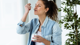 Accelerare il metabolismo di notte: i migliori snack da mangiare prima di dormire