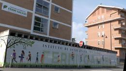 Molestie agli alunni, arrestato un professore