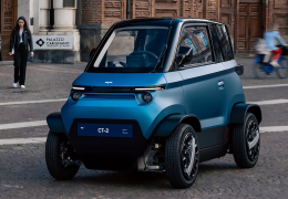 A Torino arriva la city car che si restringe (e Stellantis copia Ikea)