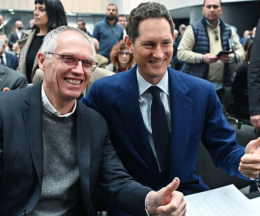 Automotive, la stangata di Gasparri a Tavares: "Ecco perché Elkann deve farsi ridare i soldi"