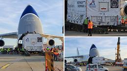 L'Antonov russo è a Torino: il "gigante dei cieli" è atterrato a Caselle