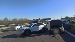 Scontro tra due auto sulla tangenziale nord di Torino: nessun ferito ma traffico in tilt