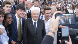 Gli stipendi degli insegnanti italiani restano tra i più bassi d'Europa