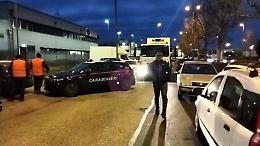 Paura al Sito Interporto: camion tenta di sfondare il picchetto dei lavoratori