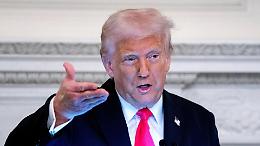 Trump scuote ancora: "I magnati di Internet mi baciano il c*** "
