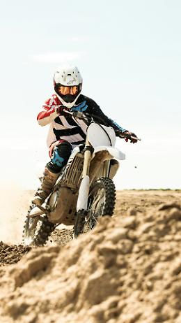 Virginia Pollini e il motocross: una passione di famiglia che conquista Giaveno