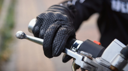 Scontro tra auto e moto a Volpiano, indagini sulla dinamica dell'accaduto