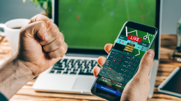 La domanda del campione: «Qual è la mia percentuale?». Ecco le chat dello scandalo scommesse 