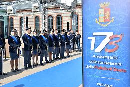 A Torino la polizia festeggia, ma ci sono timori per l'aumento della criminalità. Boom di chiamate al 112