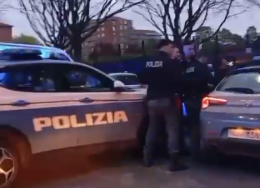 La lite fra pusher finisce a coltellate (e in ospedale)