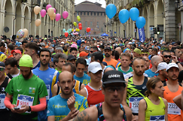 Piazza Castello: in seimila alla Mezza Maratona di Torino