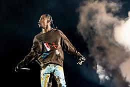 Travis Scott lancia le nuove Air Jordan in collaborazione con Fragment: hype alle stelle per l’uscita del 3 settembre