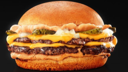 Ma che cos'è questo smashburger che fa impazzire i torinesi?